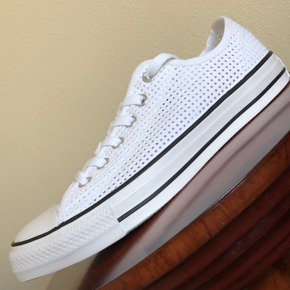 CONVERSE CHUCK TAYLOR ALL 🌟 STAR SNEAKERS - Picture 4 of 8